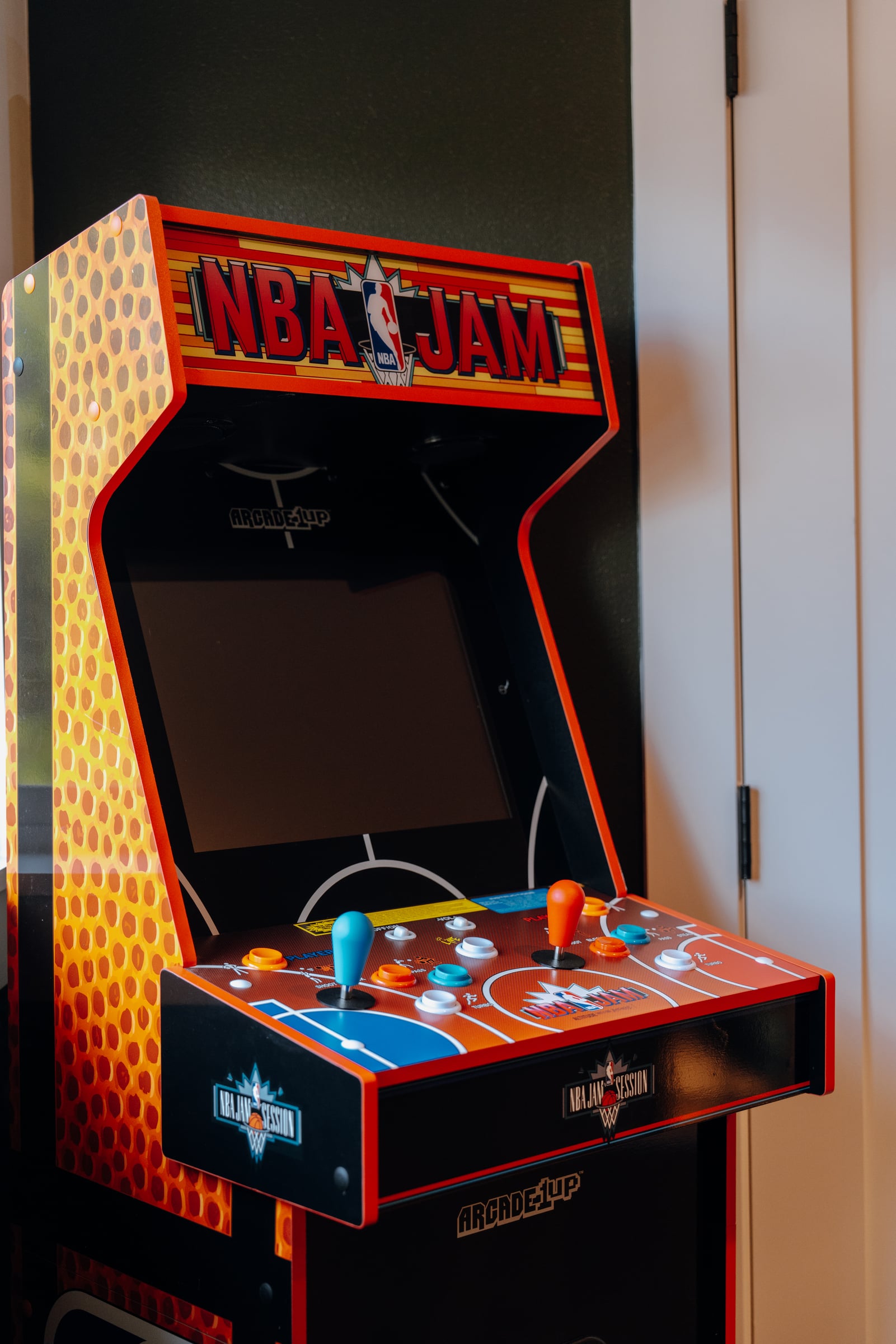 NBA Jam arcade game